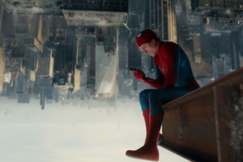 Spider-Man durante la colaboración especial entre Marvel y los Diablos Rojos del México en el Estadio Alfredo Harp Helú.