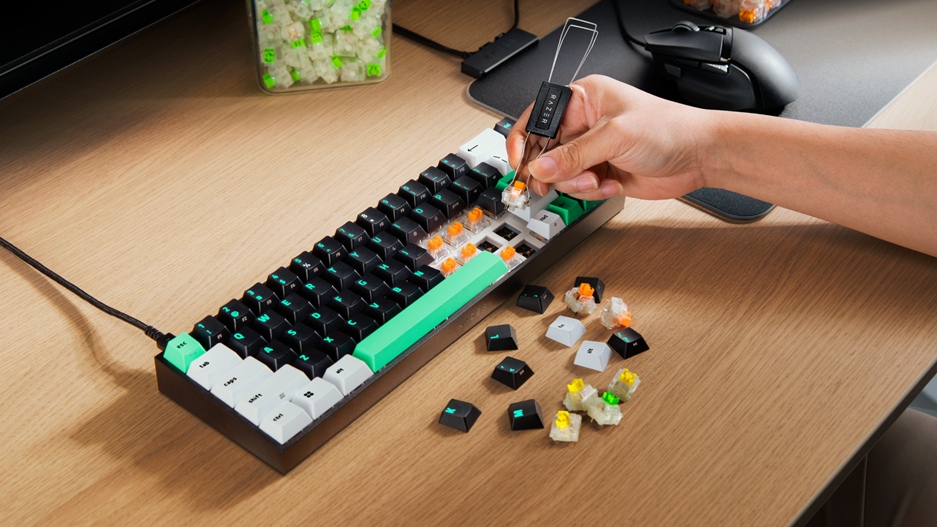 Razer estrena el Reclusa X Mini 65%, un teclado mecánico pensado para personalizarse